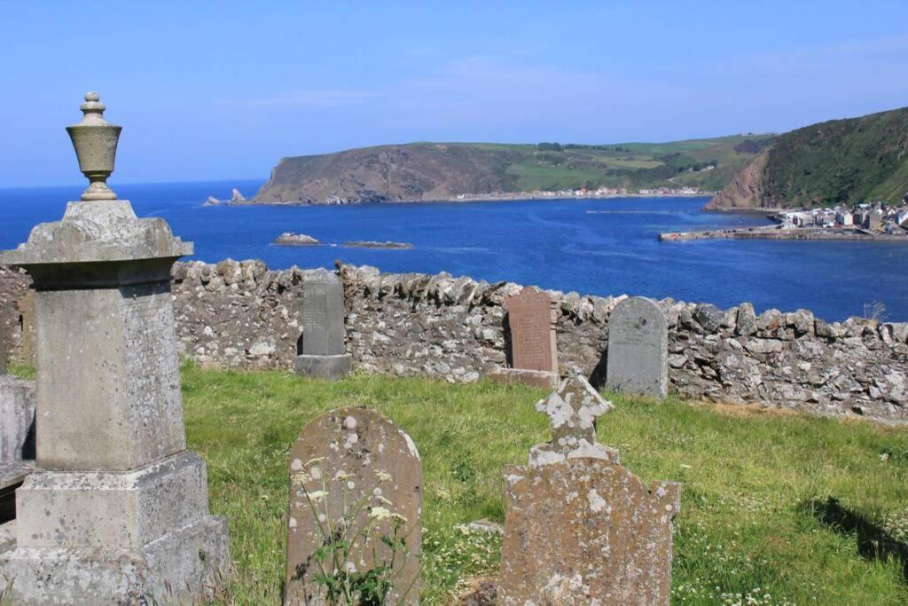Bellevue Holiday Cottage Gardenstown Eksteriør billede